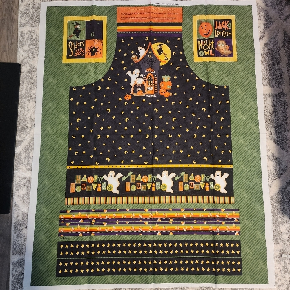 Debbie Mumm's Spooky Town Apron w/ Pockets Jo-Ann Cut & Sew Halloween October